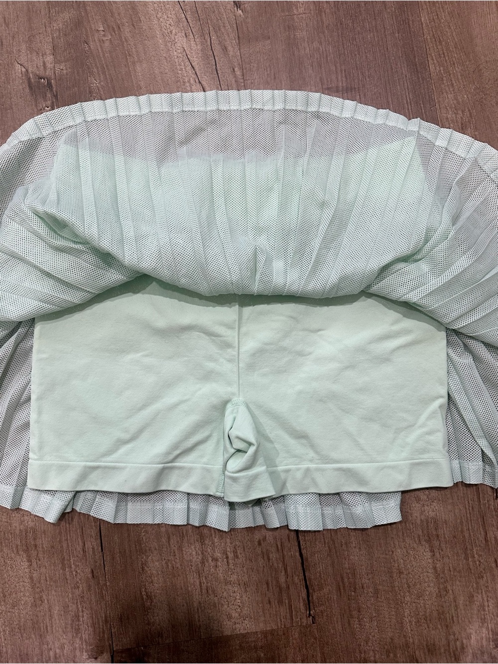 Free People Movement Rally Pleated Skirt (pistachio) - NWOT - Picture 3 of 7